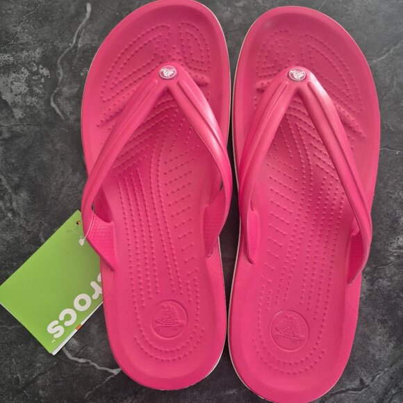 Crocs Pink Flip Flops – Size 10 – NWT – Retired & Hard to Find - Picture 1 of 5